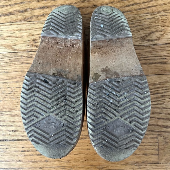 Kitty Clogs - Picture 3 of 3